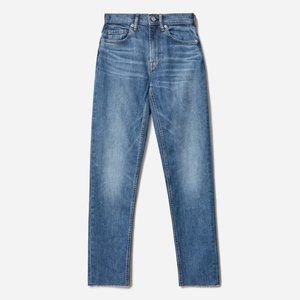Everlane Curvy Cheeky Straight Jean